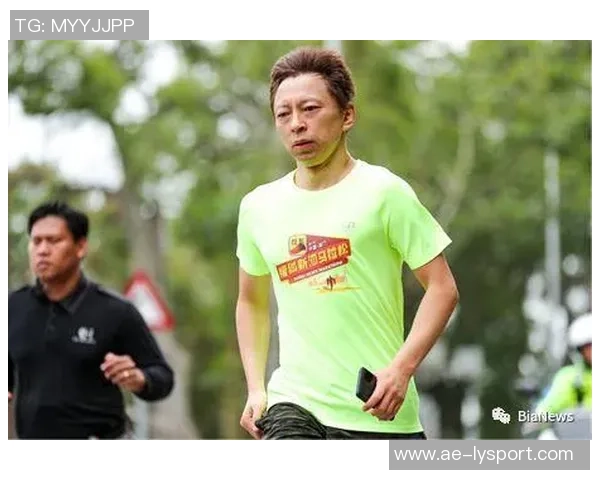 蔡崇信分享与成龙互动照片篮网季前赛将在澳门举行