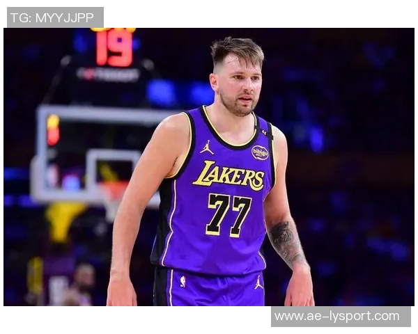 湖人缺乏内线威胁与外线射手东契奇难以发挥优势