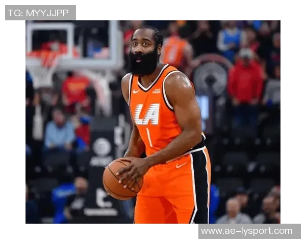 键盘侠詹冠里戴致敬哈登小里夫斯的传奇之路与篮球魅力