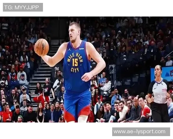 浓眉在训练营增重13斤展现更强壮体态引发球迷热议