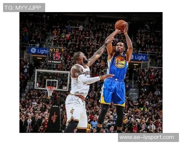 布克赞杜兰特对篮球的巨大贡献与他同场竞技的独特体验令人难忘