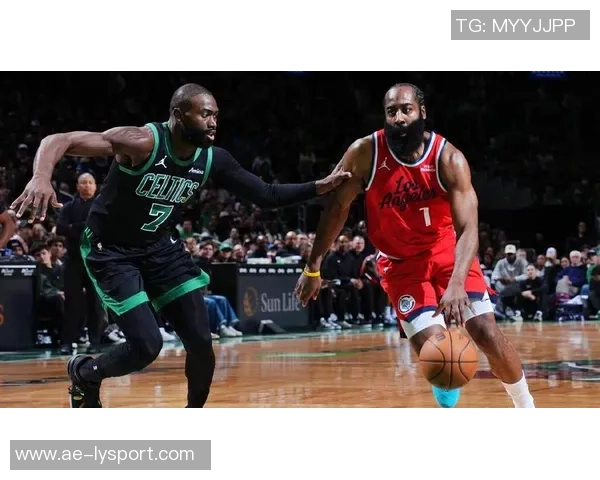 末节狂砍13分杰伦布朗全场33投14中豪取33分12篮板3助攻2抢断1盖帽 末节狂砍13分杰伦布朗全场33投14中豪取33分12篮板3助攻2抢断1盖帽